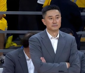 遗憾！杜锋太迷恋1人，导致广东队满盘皆输