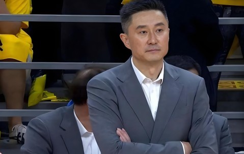 遗憾！杜锋太迷恋1人，导致广东队满盘皆输
